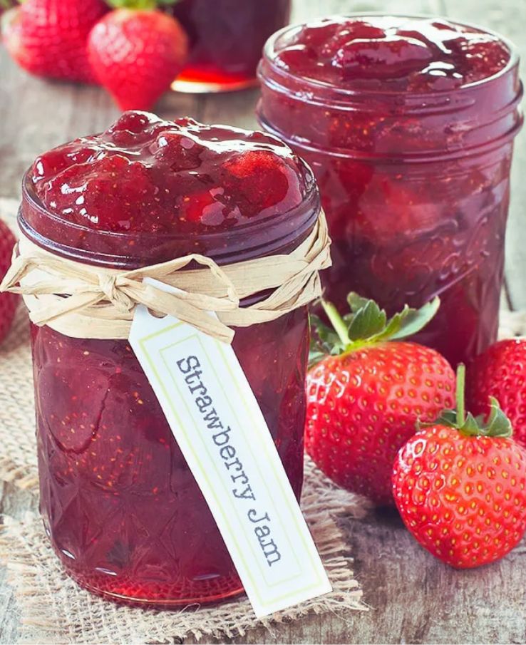 Enter the Best  Strawberry Jam in Middle Tennessee Contest at the Pickin' & Grinnin' Strawberry Jam Festival near Nashville, TN